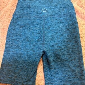 Beyond Yoga Spacedye Heathered Teal High Waist Biker Shorts